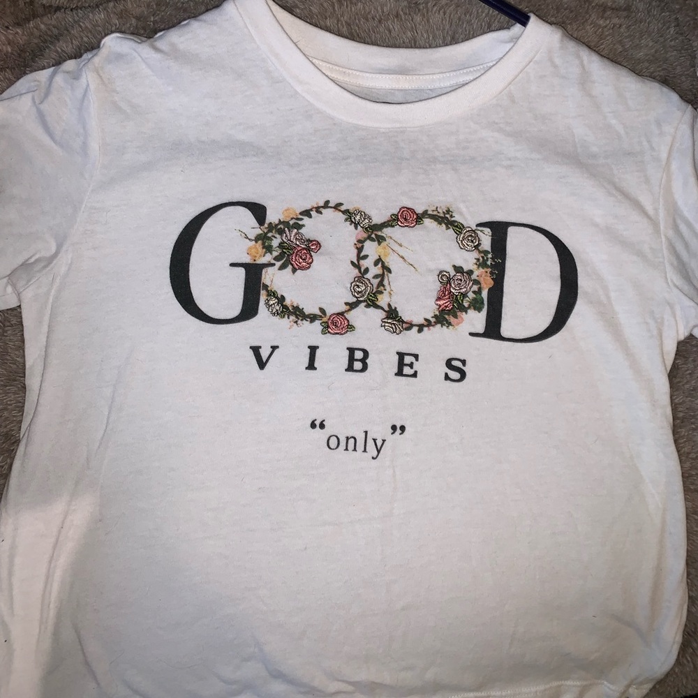 “Good Vibes ‘only’” white t-shirt